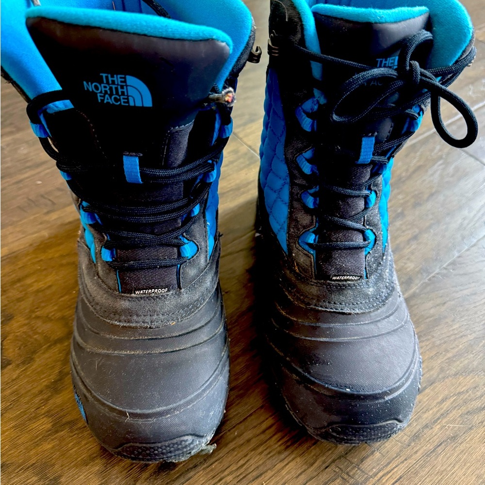 North Face snow boots